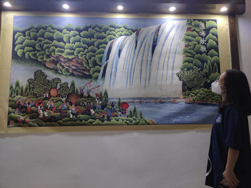 c14077a719cc4a359d0b92454ed86be9.jpg 黄果树瀑布蜡染.jpg